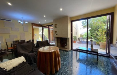 Resale - Townhouse / Duplex / Corner - Villanueva Rio Segura - Villanueva