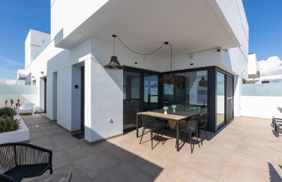 Resale - Townhouse / Duplex / Corner - Dolores