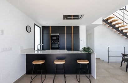 Resale - Townhouse / Duplex / Corner - Dolores