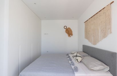 Resale - Townhouse / Duplex / Corner - Dolores