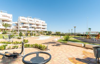 Resale - Apartment / flat - Orihuela Costa - Dehesa de campoamor