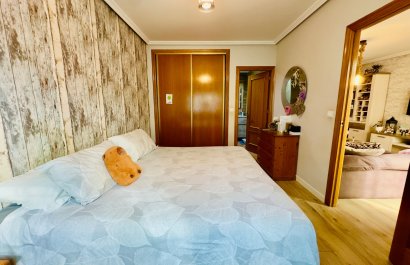 Reventa - Apartamento / piso - Torrevieia - Center