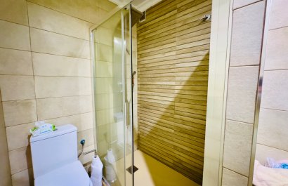 Reventa - Apartamento / piso - Torrevieia - Center