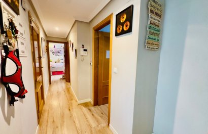 Reventa - Apartamento / piso - Torrevieia - Center