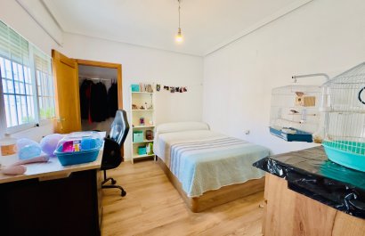 Reventa - Apartamento / piso - Torrevieia - Center