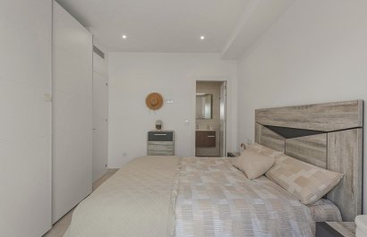 Resale - Apartment / flat - Pilar de la Horadada - Zona Pueblo