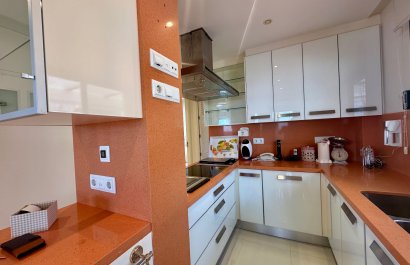 Resale - Apartment / flat - Guardamar del Segura - Marjal Beach