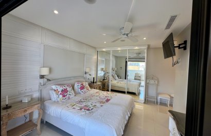 Resale - Apartment / flat - Guardamar del Segura - Marjal Beach