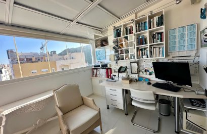 Resale - Apartment / flat - Guardamar del Segura - Marjal Beach