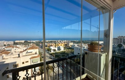 Resale - Apartment / flat - Guardamar del Segura - Marjal Beach