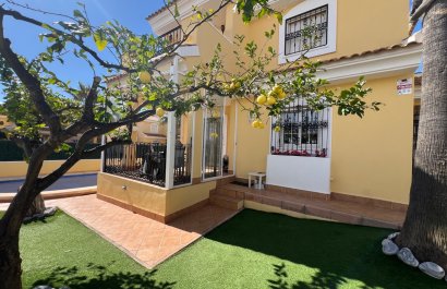 Resale - Villa - Orihuela Costa - Los Dolses