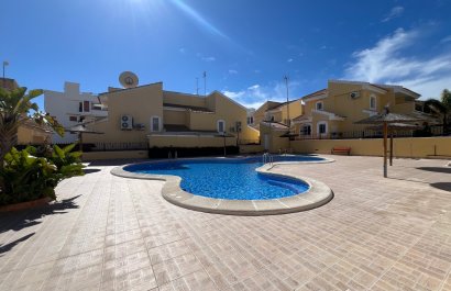 Resale - Villa - Orihuela Costa - Los Dolses