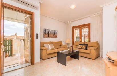Resale - Townhouse / Duplex / Corner - Orihuela Costa - Playa Flamenca