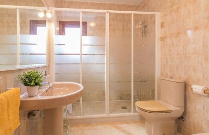 Resale - Townhouse / Duplex / Corner - Orihuela Costa - Playa Flamenca