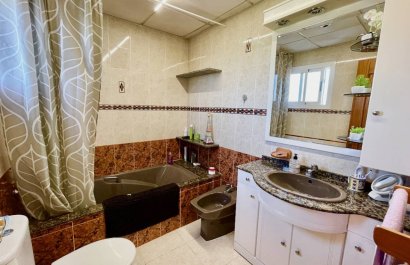 Resale - Villa - Orihuela