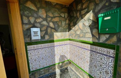 Resale - Villa - Orihuela