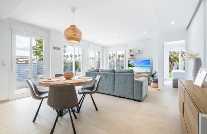 Resale - Townhouse / Duplex / Corner - Orihuela - Vistabella