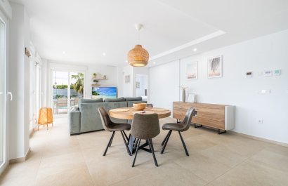 Resale - Townhouse / Duplex / Corner - Orihuela - Vistabella