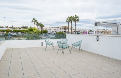 Resale - Townhouse / Duplex / Corner - Orihuela - Vistabella