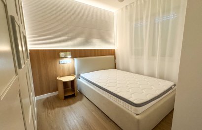 Resale - Apartment / flat - Orihuela Costa - Punta Prima