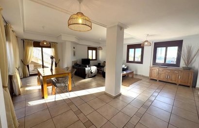 Resale - Villa - Altaona Golf and Country Village - Altaona Golf - Country Village