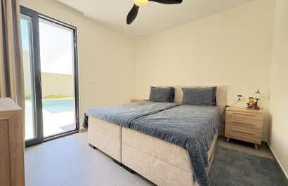 Resale - Villa - Altaona Golf and Country Village - Altaona Golf - Country Village