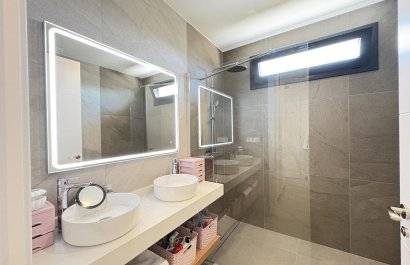 Resale - Villa - Altaona Golf and Country Village - Altaona Golf - Country Village