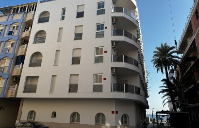 Resale - Apartment / flat - Torrevieia - Los Locos
