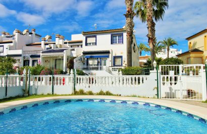 Resale - Townhouse / Duplex / Corner - Villamartín - Los Dolses