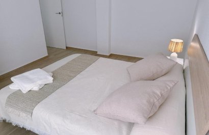 Herverkoop - Appartement / flat - Torrevieia - Playa del Cura