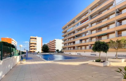 Herverkoop - Appartement / flat - Orihuela Costa - Punta Prima
