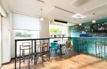 Resale - Commercial - Alicante - Playa San Juan