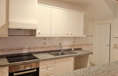 Resale - Townhouse / Duplex / Corner - Villamartín - Los Dolses