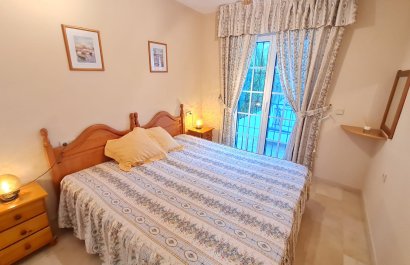 Resale - Townhouse / Duplex / Corner - Villamartín - Los Dolses