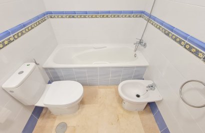 Resale - Townhouse / Duplex / Corner - Villamartín - Los Dolses