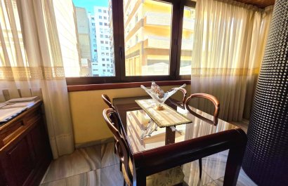 Resale - Apartment / flat - Alicante - Centro