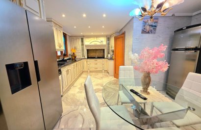 Resale - Apartment / flat - Alicante - Centro