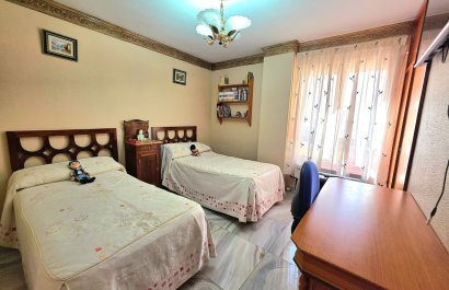 Resale - Apartment / flat - Alicante - Centro