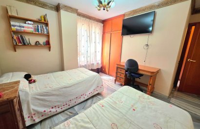 Resale - Apartment / flat - Alicante - Centro