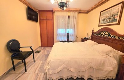 Resale - Apartment / flat - Alicante - Centro
