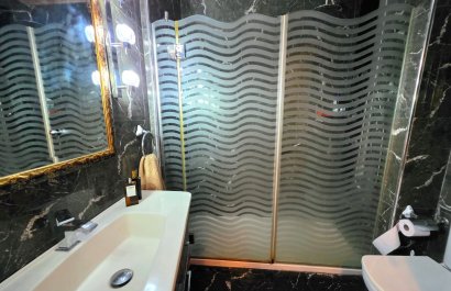 Resale - Apartment / flat - Alicante - Centro
