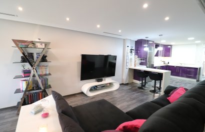 Resale - Townhouse / Duplex / Corner - Redován - Redovan - Town