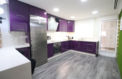 Resale - Townhouse / Duplex / Corner - Redován - Redovan - Town