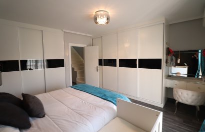 Resale - Townhouse / Duplex / Corner - Redován - Redovan - Town