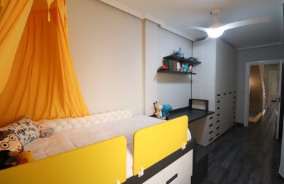 Resale - Townhouse / Duplex / Corner - Redován - Redovan - Town