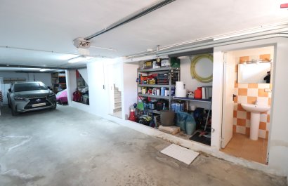 Resale - Townhouse / Duplex / Corner - Redován - Redovan - Town