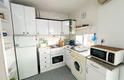 Resale - Apartment / flat - Torrevieia - Center