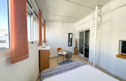 Resale - Apartment / flat - Torrevieia - Center
