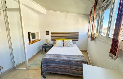 Resale - Apartment / flat - Torrevieia - Center