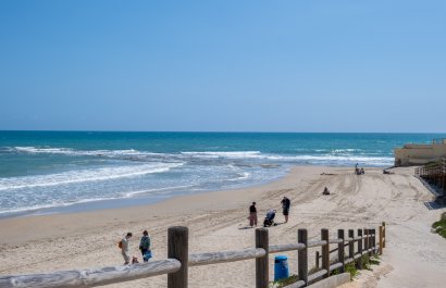 Resale - Apartment / flat - Pilar de la Horadada - Torre de la Horadada